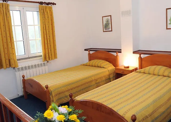 Quinta Aparthotel 3*